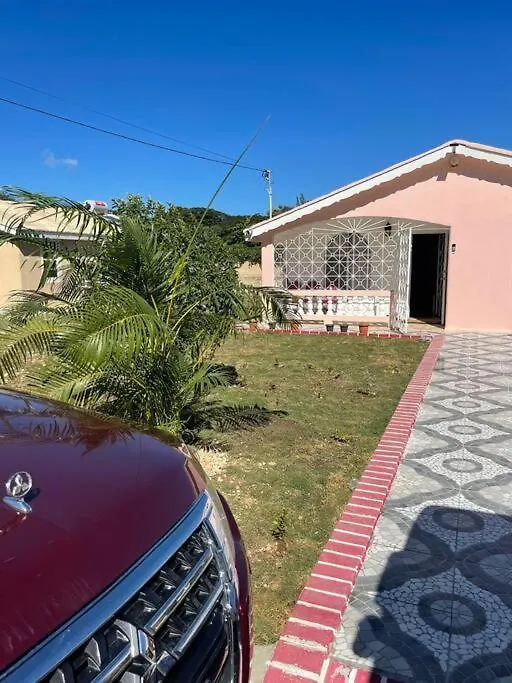 Cheerful Two-Bedroom 1Bath, Wifi, Air Conditioning Montego Bay 0*,  Jamaika